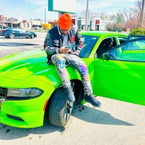 Meet your Posher, Pierre